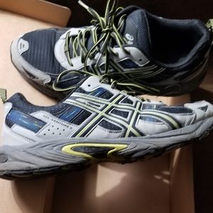 Mens Asics shoes